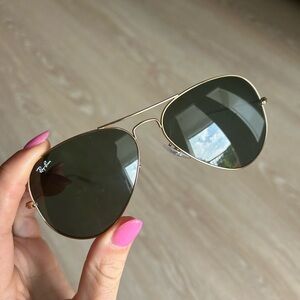 BRAND NEW RayBan sunglasses 55mm